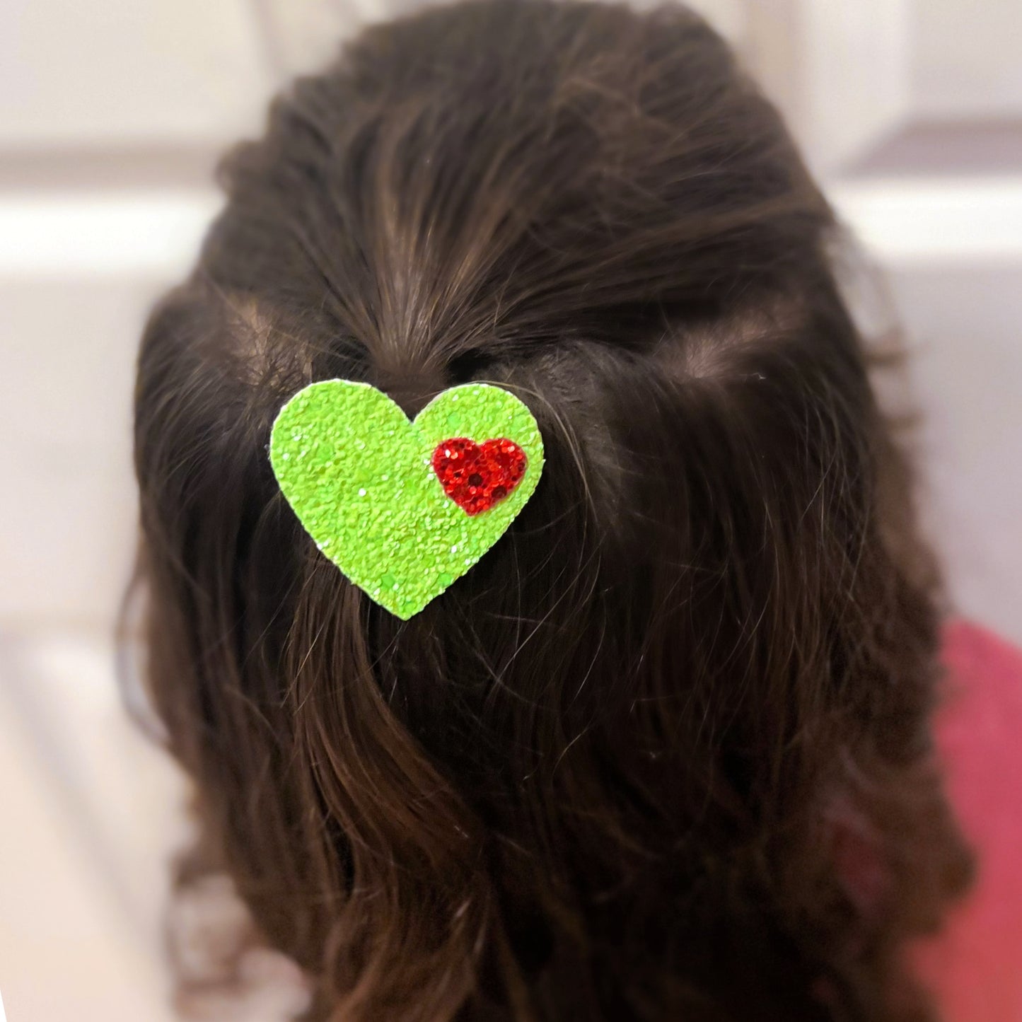 Green Heart Bow