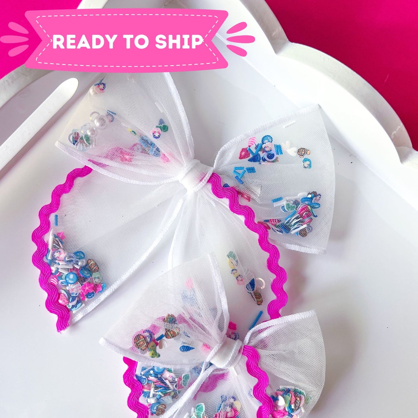Tropical Paradise Shaker Bow